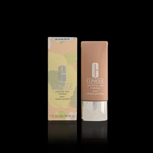 Imagen de PERFECTLY REAL fluid foundation #28 30 ml